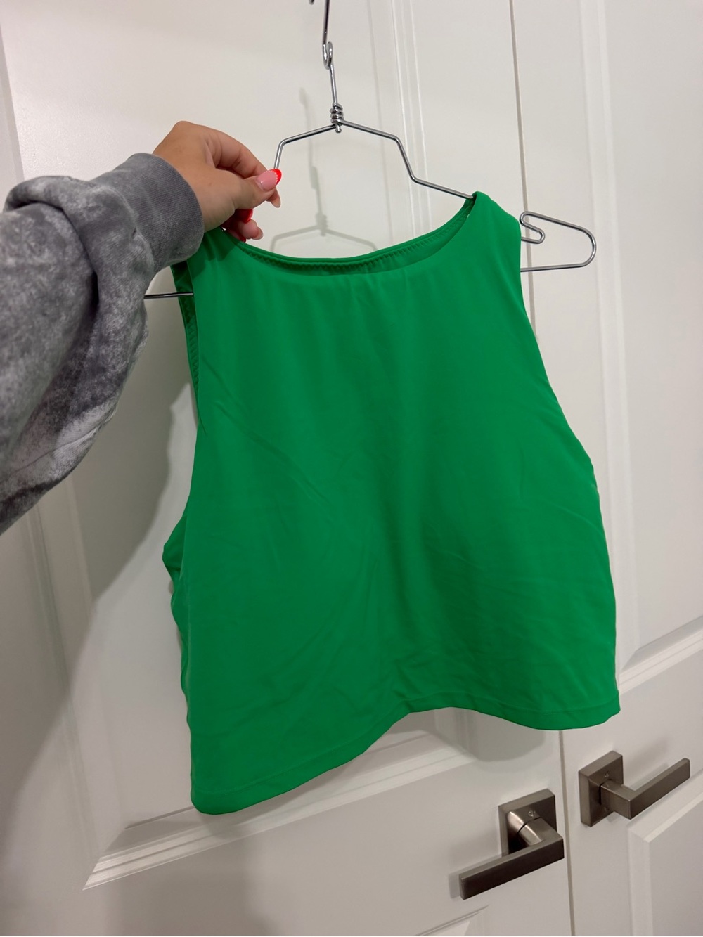 Women's Solid Green Tank Crop Top - Sleek Basic